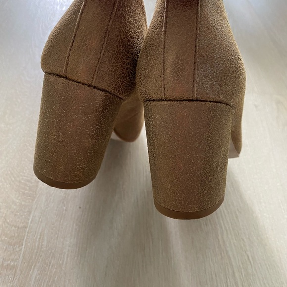 Donald J. Pliner Block Heels - Picture 4 of 5